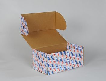 Boîtes de expédition ridées colorées par matte simple de boîte d'emballage de papier d'emballage